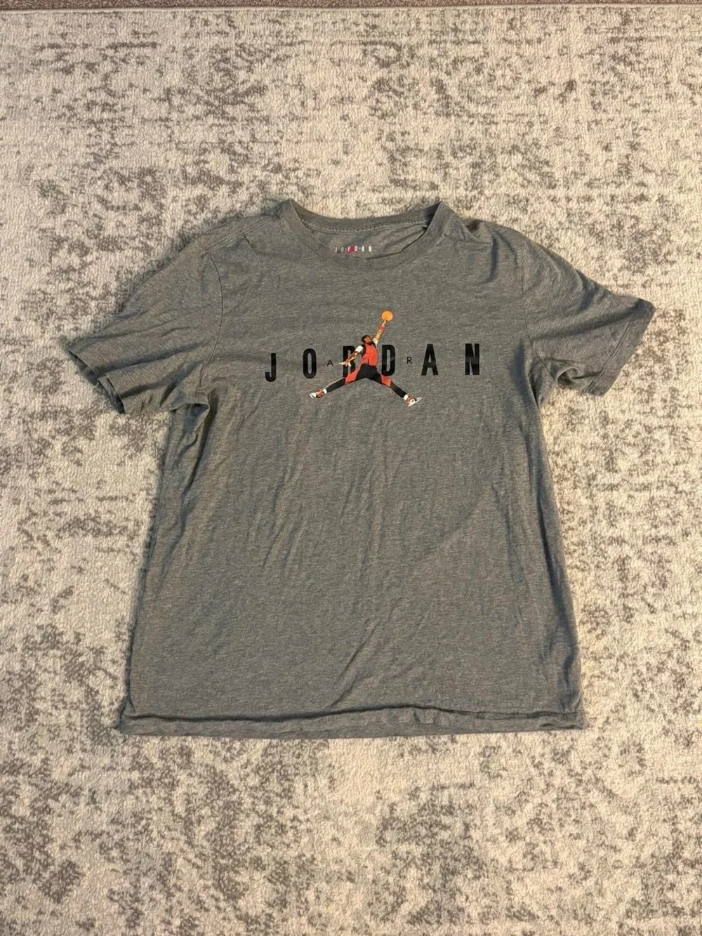 Men’s Large Jordan Grey Michael Jordan Graphic Tee